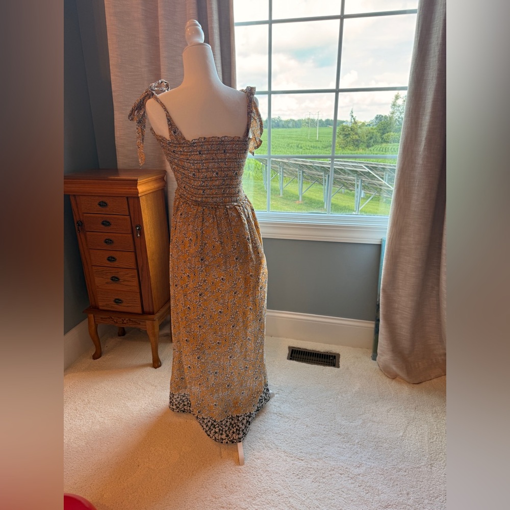 EUC Max Studio maxi dress, size Small - Picture 2 of 3